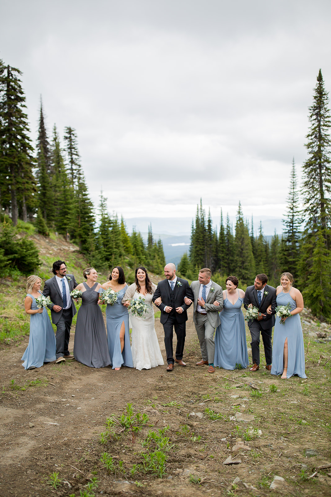 mountain-wedding-photographer-sun-peaks-weddings-bride-and-groom