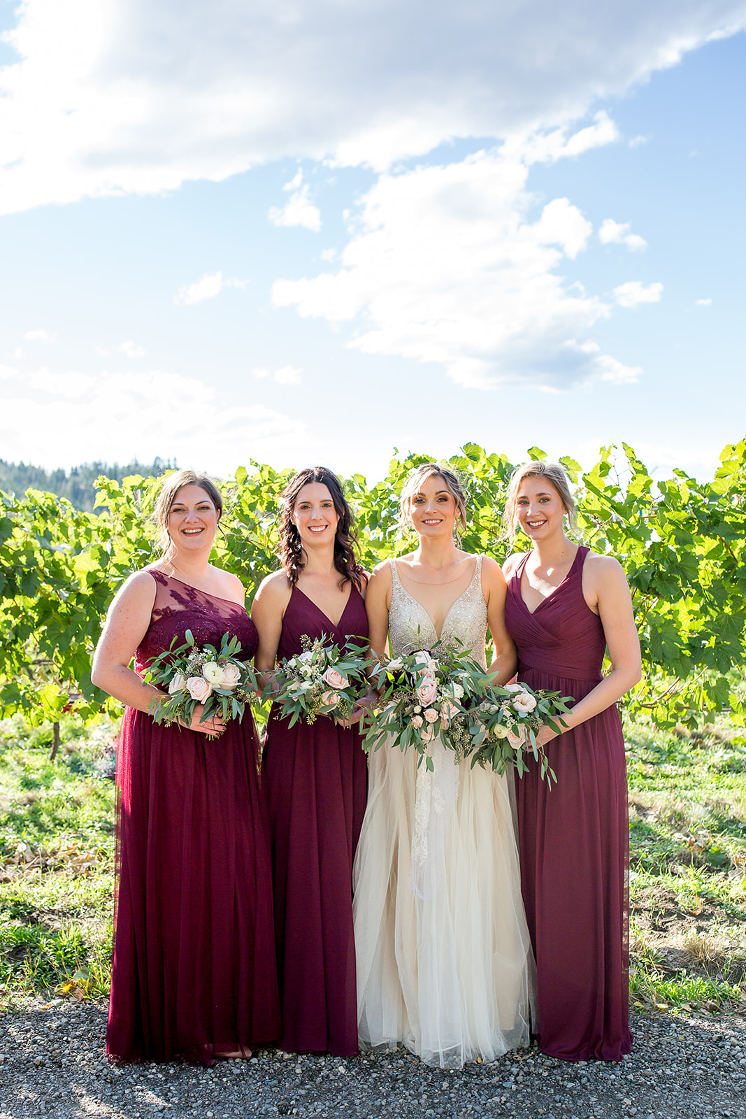 kamloops-monte-creek-winery-wedding-photographer-woodland-designs-florals