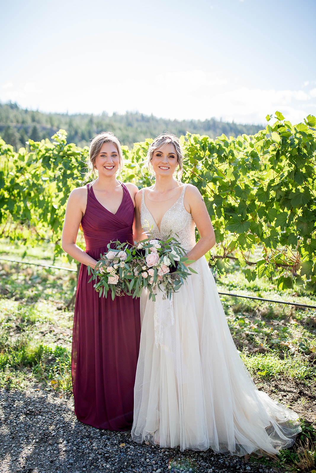 kamloops-monte-creek-winery-wedding-photographer-woodland-designs-florals