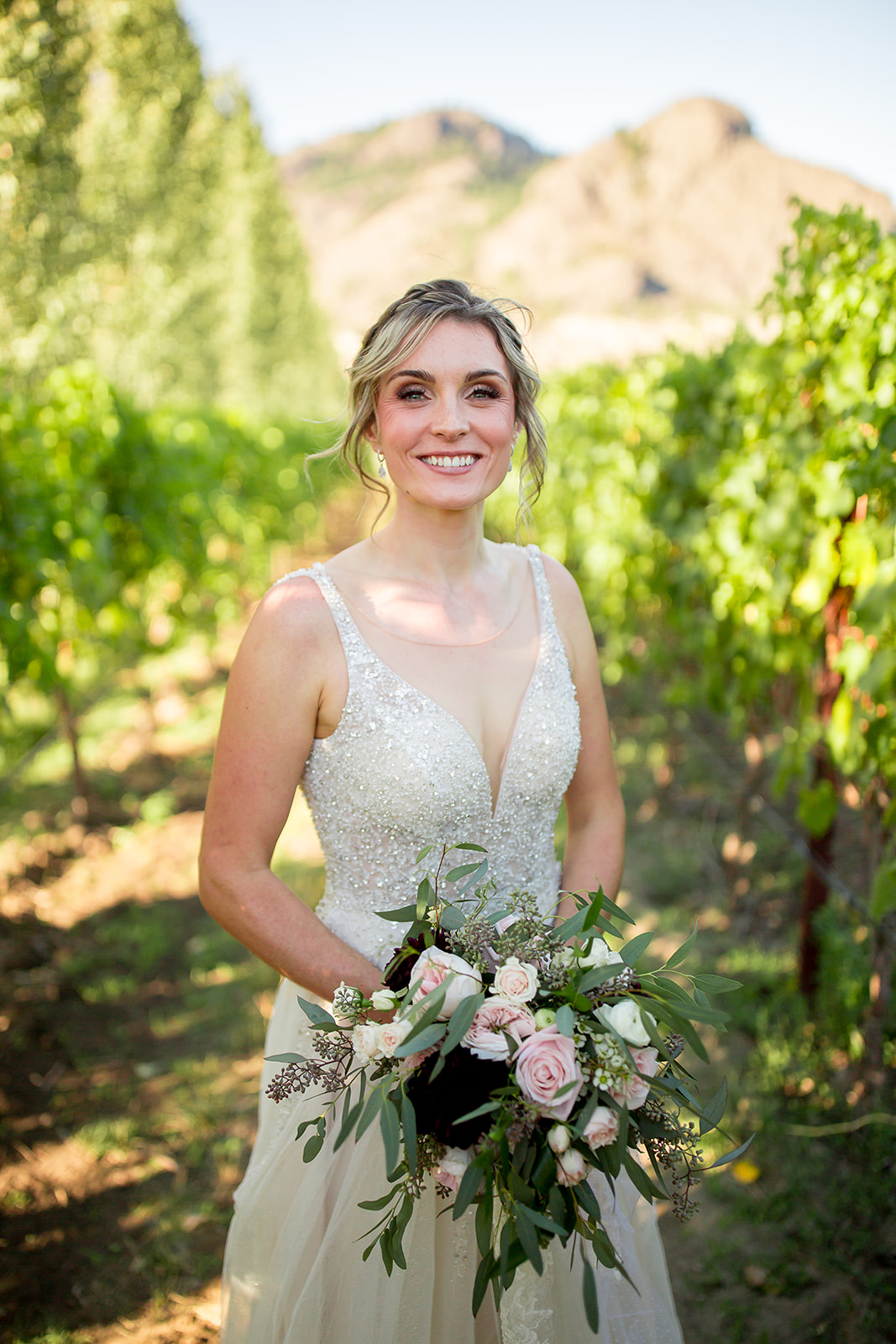 monte-creek-winery-wedding-photographer