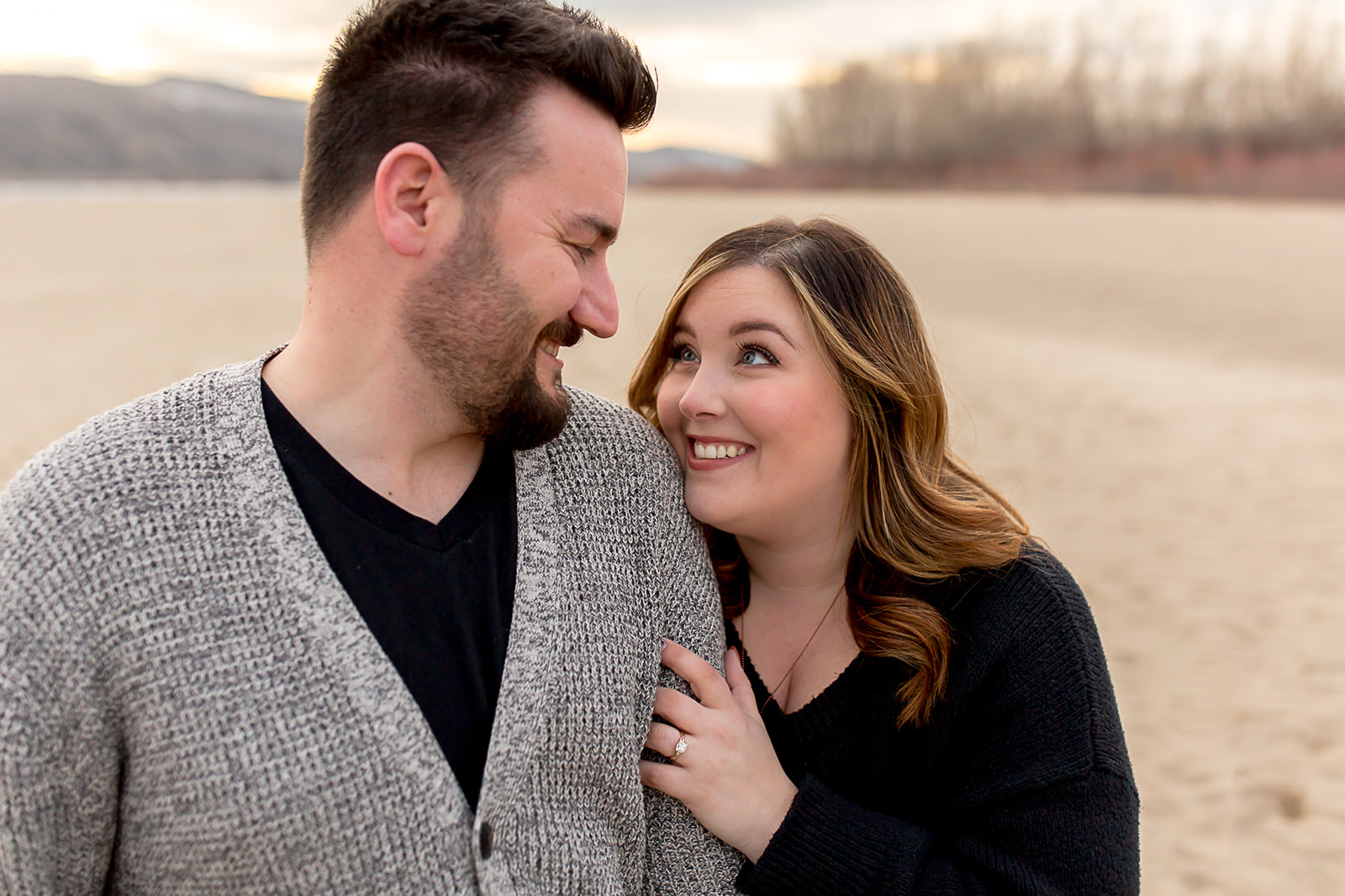 kamloops-beach-engagement-session