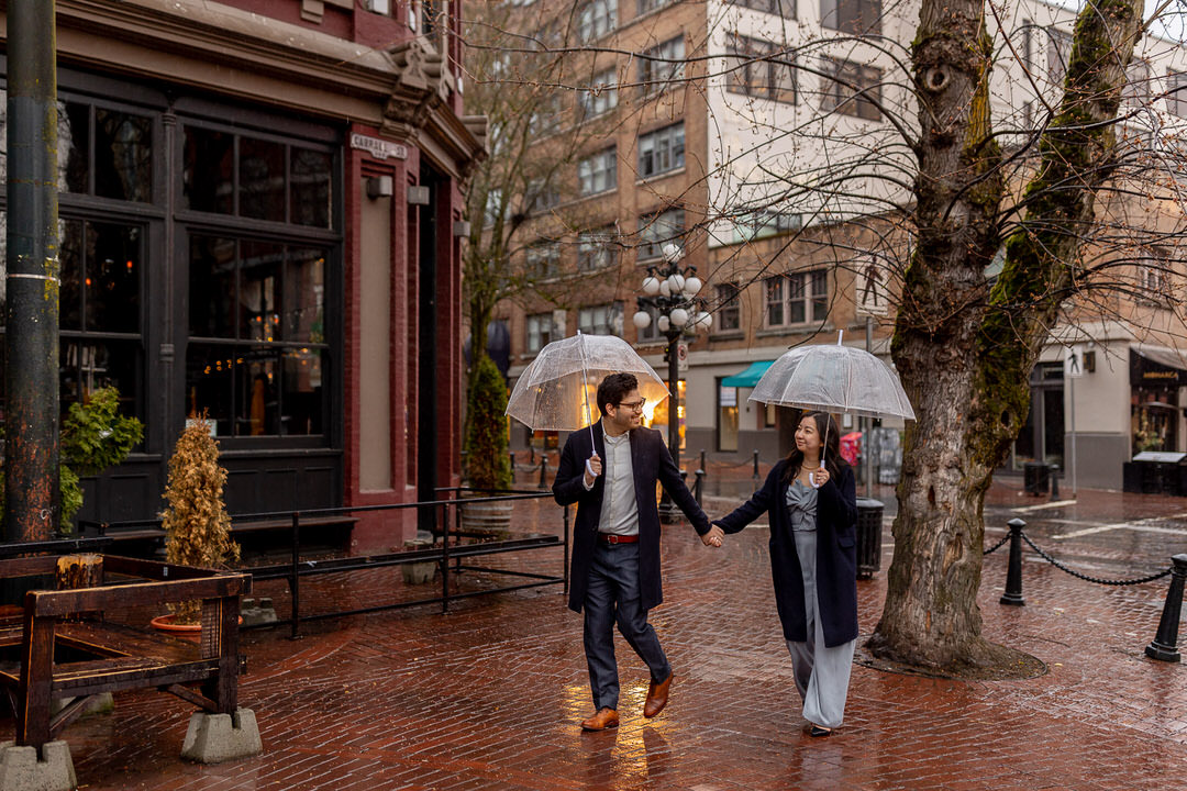 gastown-vancouver-engagement-session
