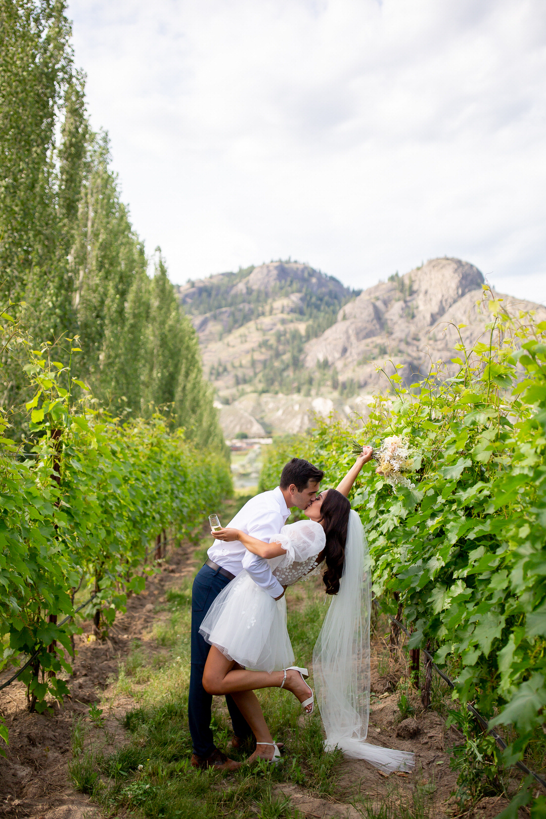 monte-creek-winery-elopement